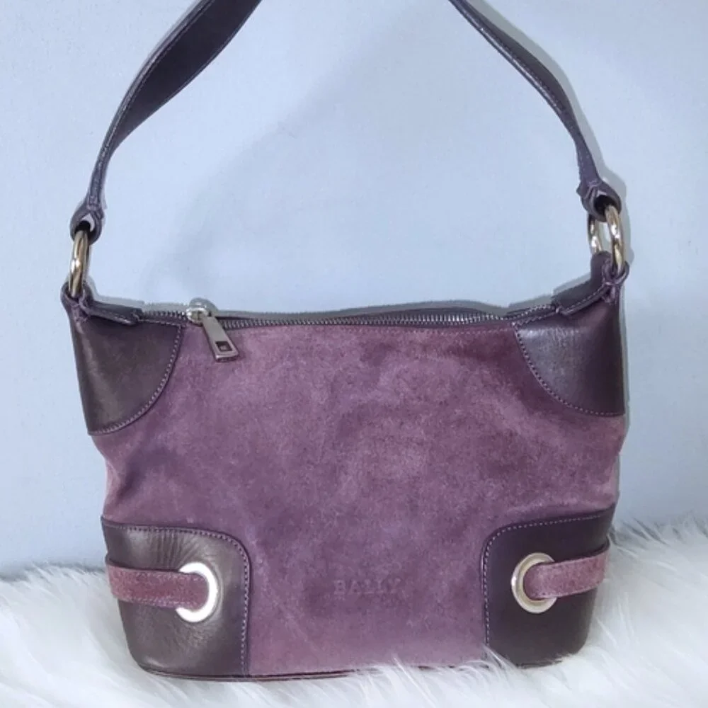 Bally suede leather grommet shoulder bag EUC